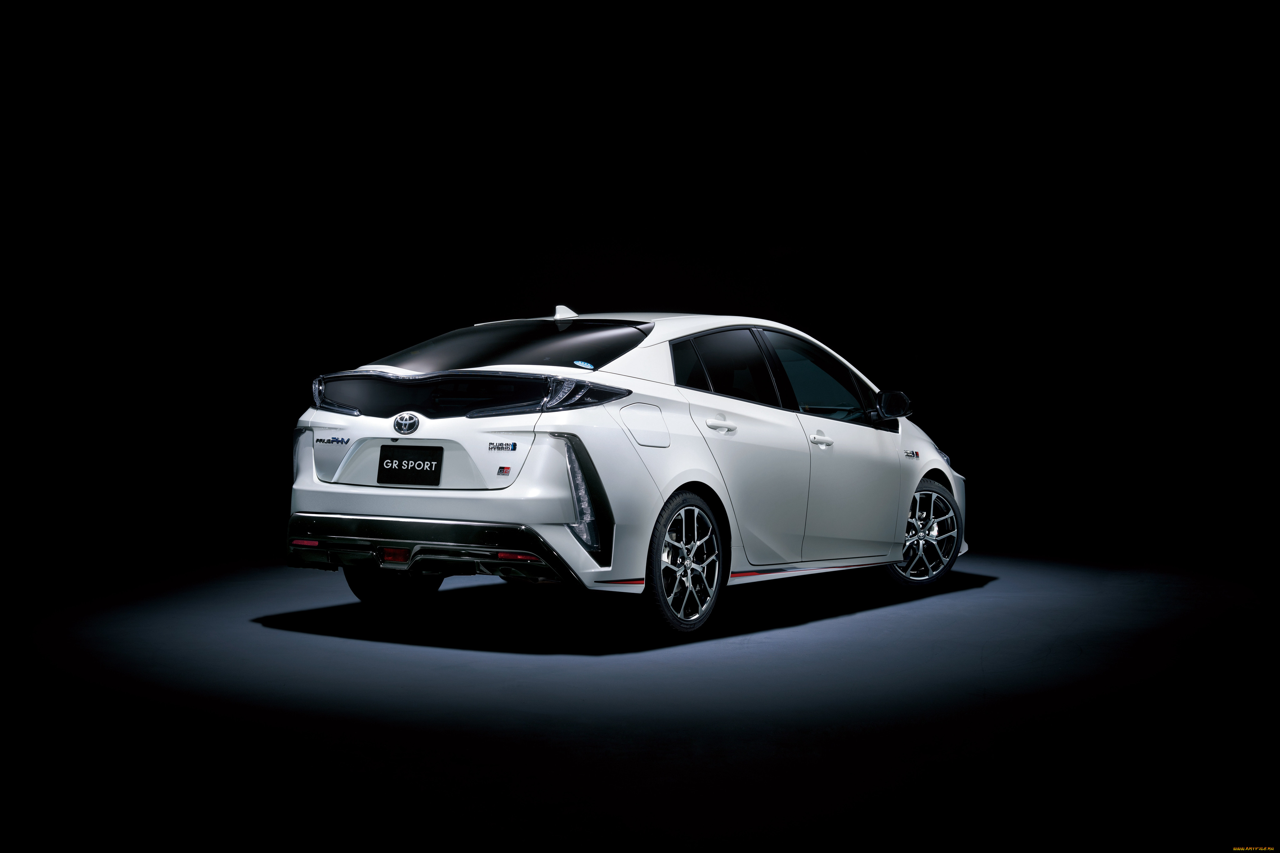 toyota prius phv gr sport, , toyota